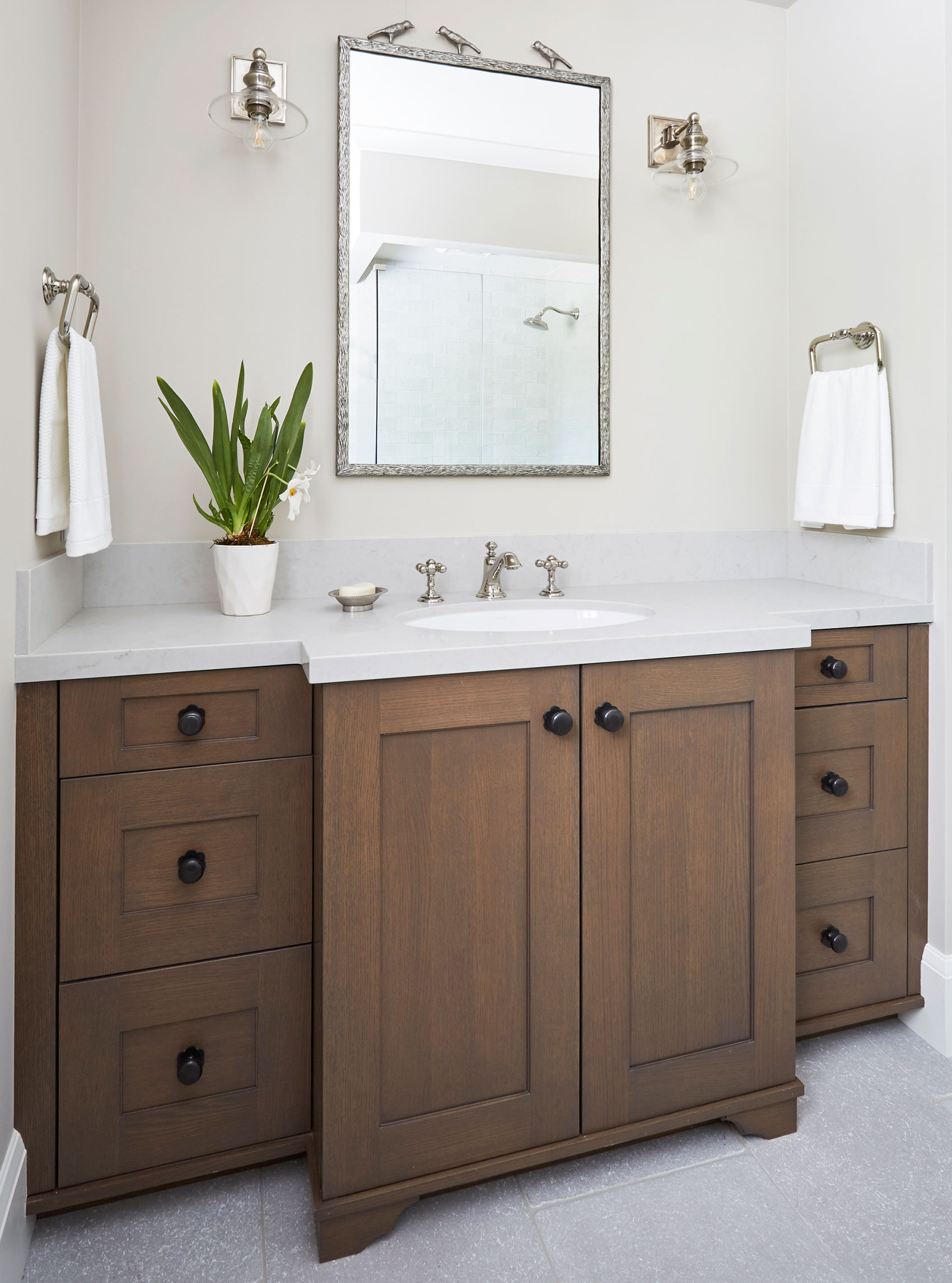  High-End Cabinets For Your East Bay Bathroom Remodel - Bathroom Remodel - Harmoni Cabinets - Custom Kitchens